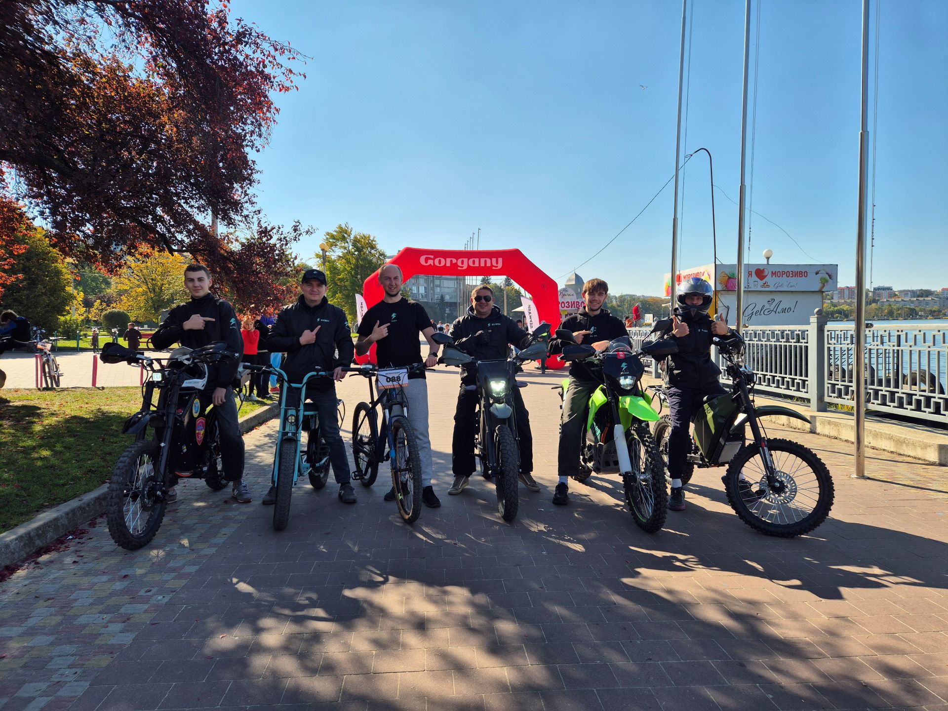 Defenders Day charity bike ride in Ternopil escorted by ELEEK electric bikes