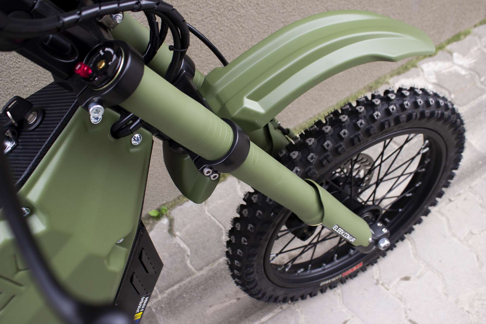 ELEEK Atom Military