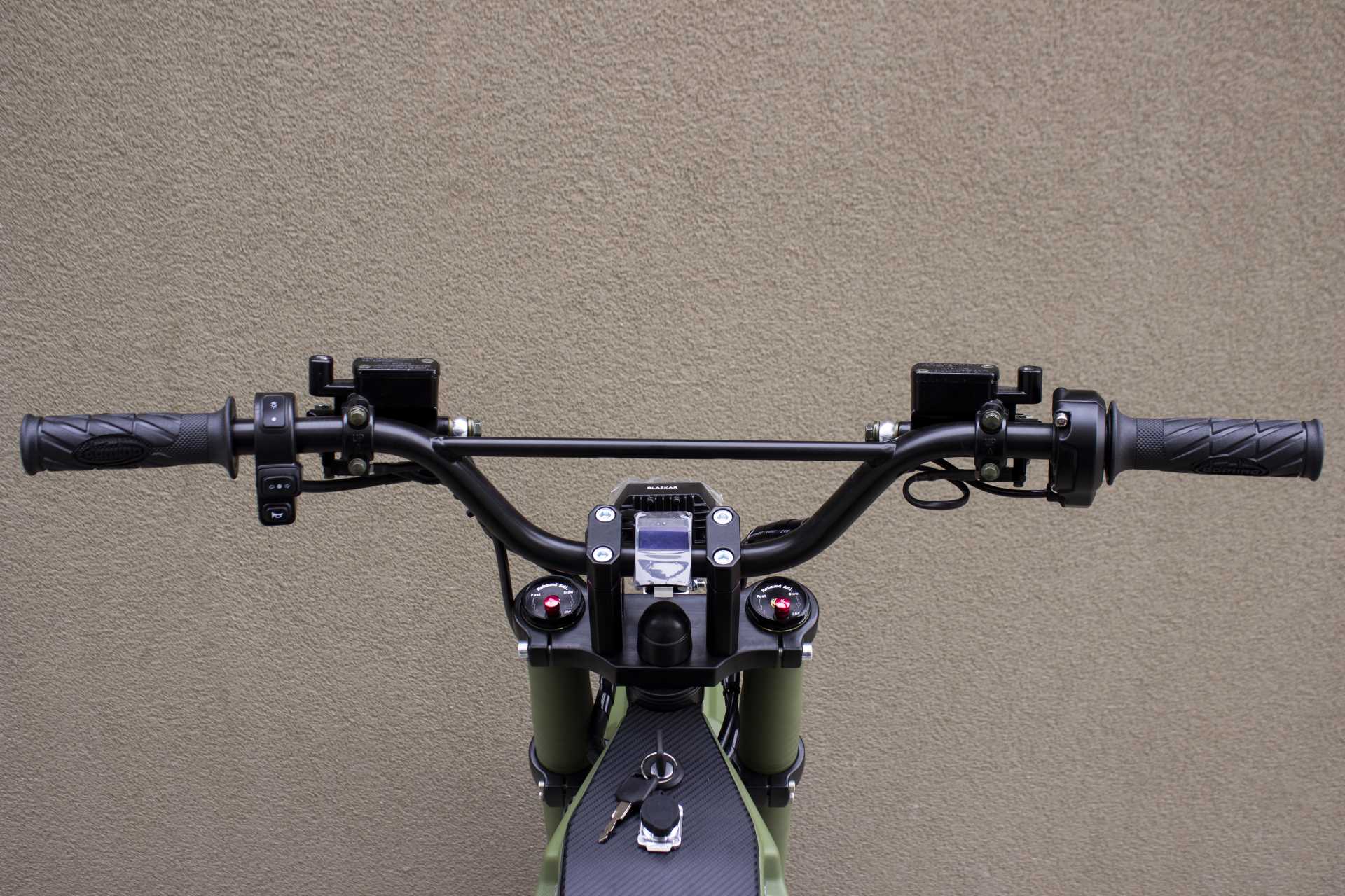 ELEEK Atom Military
